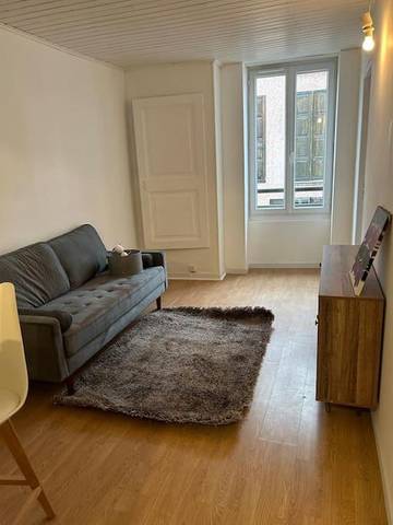 Gîte pour 4 personnes, avec vue et terrasse à Vizille
