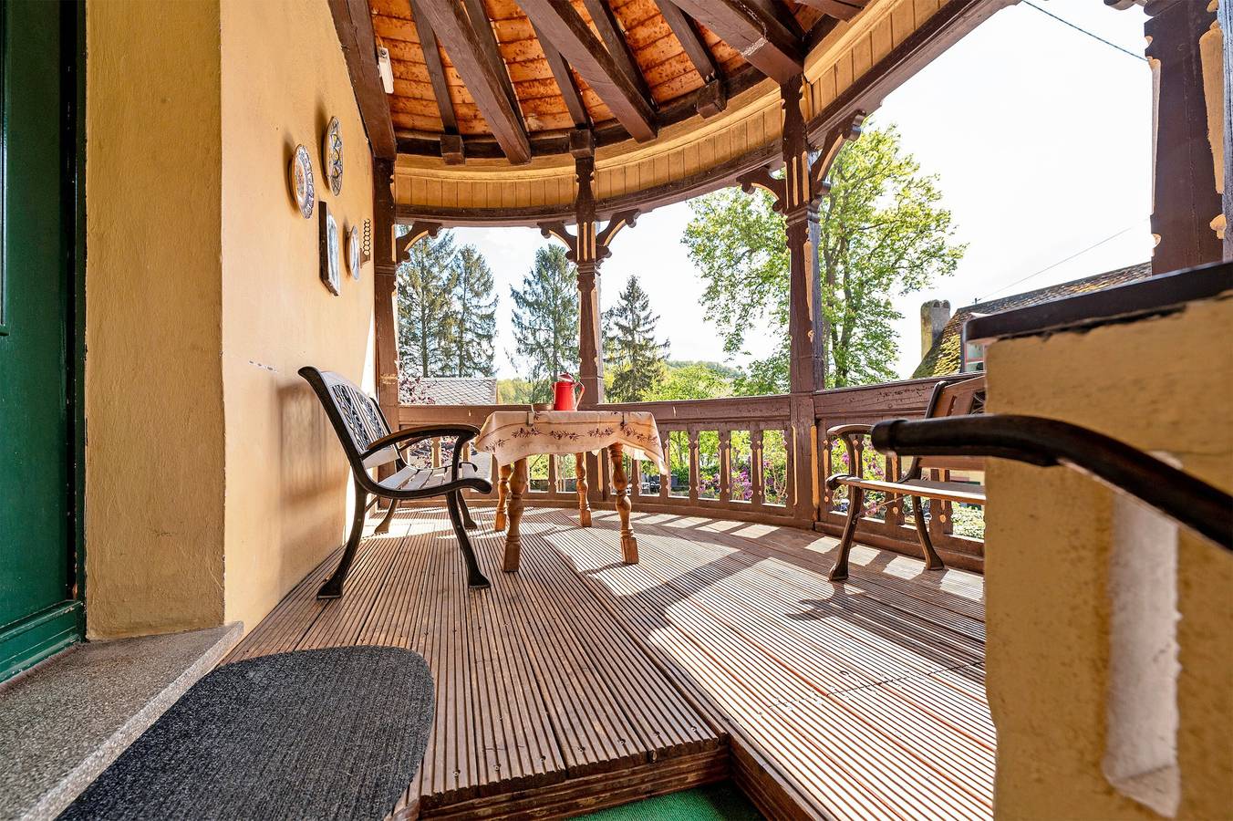 Ganze Wohnung, Apartment 'Kavaliershäuschen' mit Bergblick, Gemeinschaftsgarten und Wlan in Maring-Noviand, Bernkastel-Kues & Umgebung