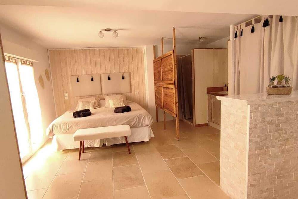 Apartamento entero, Studio Alpilles Avec Jaccuzi Privatif in Tarascón, Region de Arles