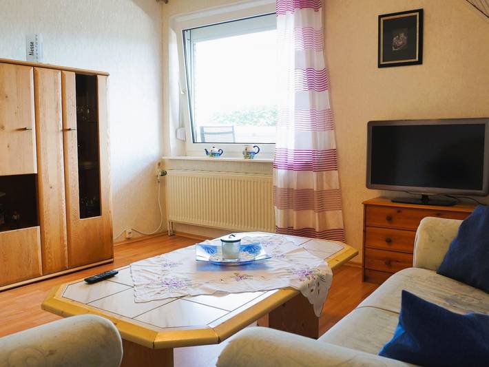 Ferienwohnung für 2 Personen, mit Balkon und Terrasse sowie Garten in Nesse