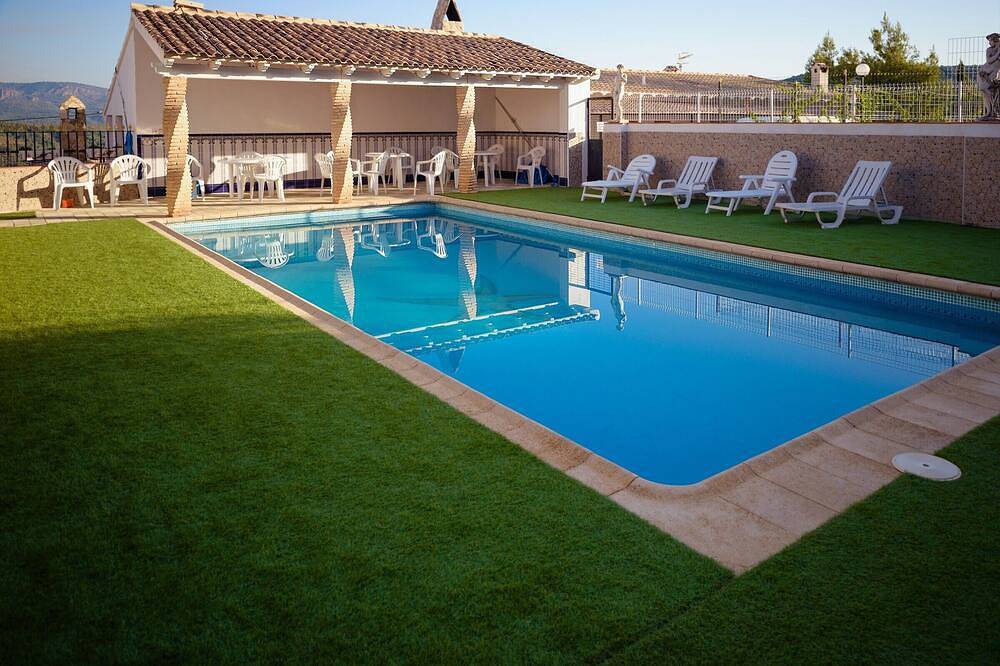 Country House 'El Bañaor' with Mountain View, Wi-Fi and Air Conditioning in Benizar, Moratalla