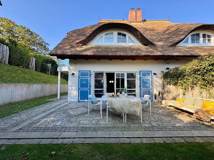 Ferienhaus für 6 Personen, mit Balkon und Terrasse sowie Garten und Sauna in Ahrenshoop