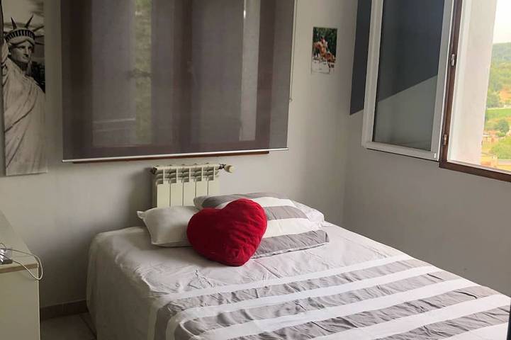 Location de vacances pour 6 personnes, avec jardin et terrasse à Collobrières - 4