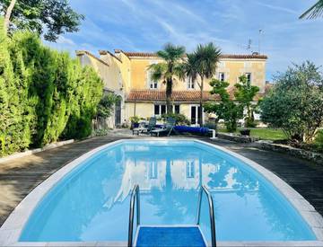 Gîte pour 2 personnes, avec jardin et piscine en Charente
