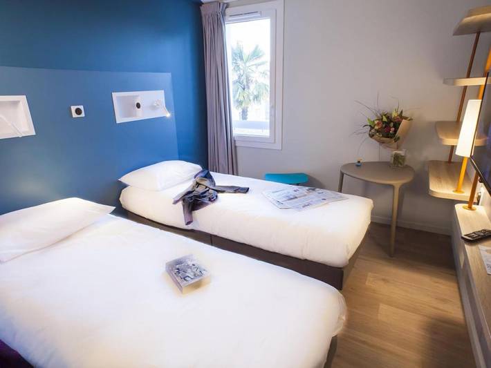 Hôtel pour 3 personnes, avec Terrasse à Lormont - 4