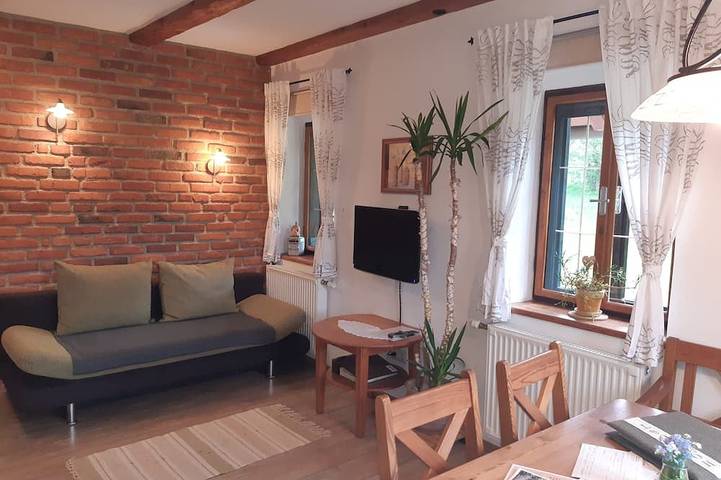 Ferienwohnung für 5 Personen, mit Pool und Garten