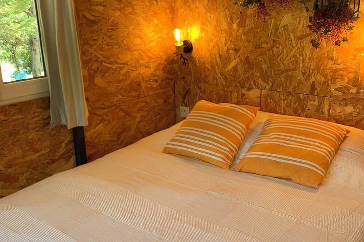 Gîte pour 4 personnes, avec terrasse et jardin à Siran - 4