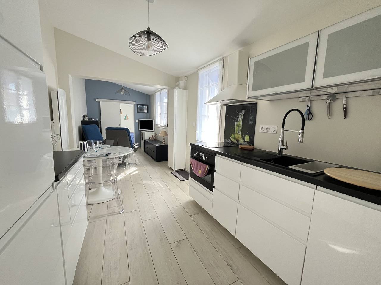 Sg02009 Les Glaïeuls in Saint-Gilles-Croix-de-Vie, Loire Valley