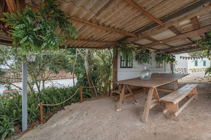 Ferienhaus für 4 Personen, mit Balkon und Garten