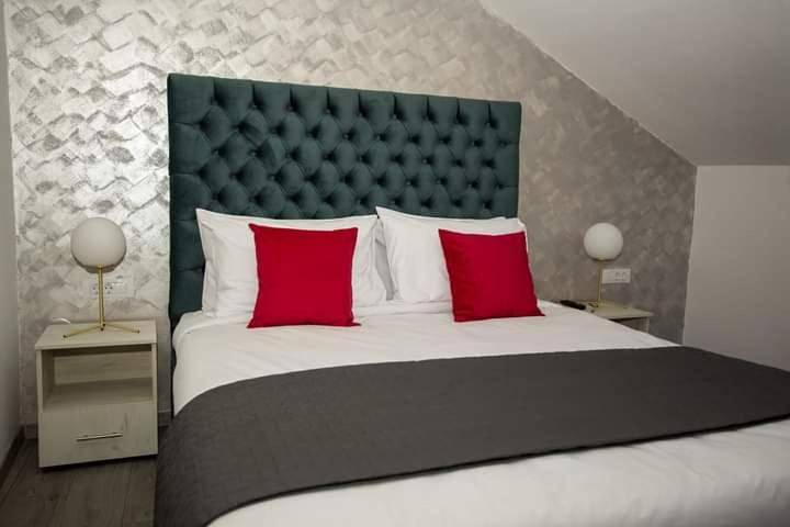 Gîte pour 2 personnes, avec terrasse dans Poiana Brasov - Brasov