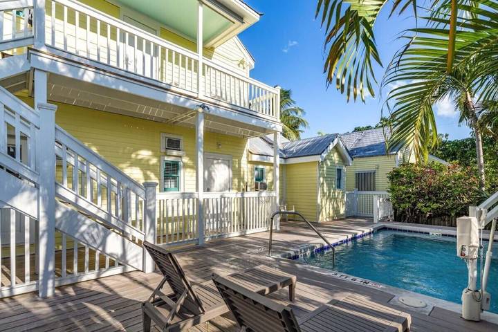 Vacation rental for 2 people, with balcony and pool in Key West
