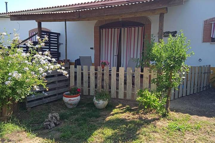 Villa pour 2 personnes, avec jacuzzi et jardin ainsi que terrasse et piscine - 1