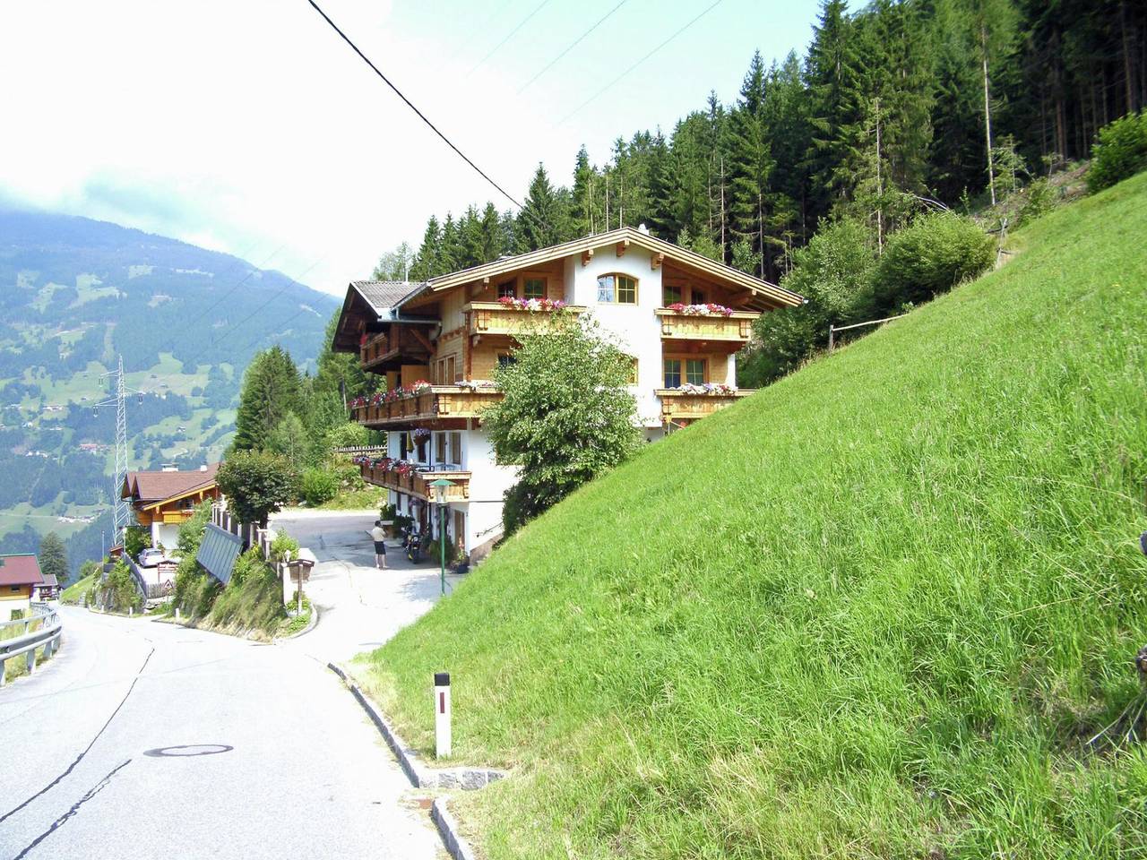 Ganze Wohnung, Scenic Apartment in Zell am Ziller-Gerlosberg with Garden in Gerlosberg, Bezirk Schwaz