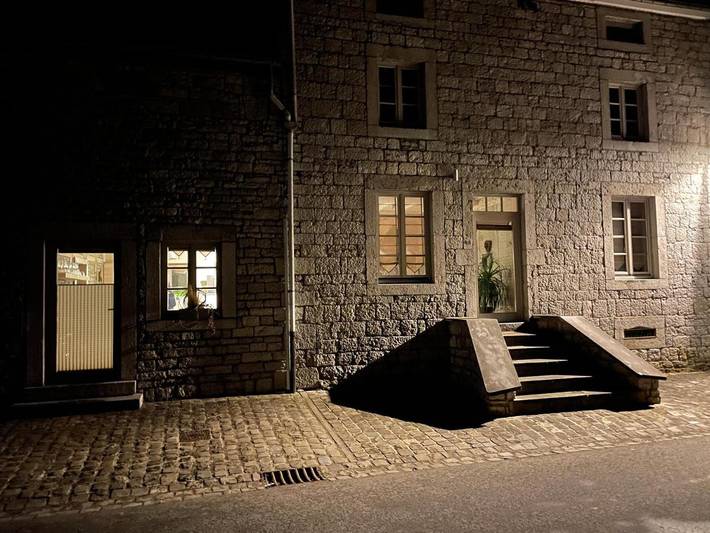 Location de vacances pour 3 personnes, avec jardin et vue à Hotton - 3