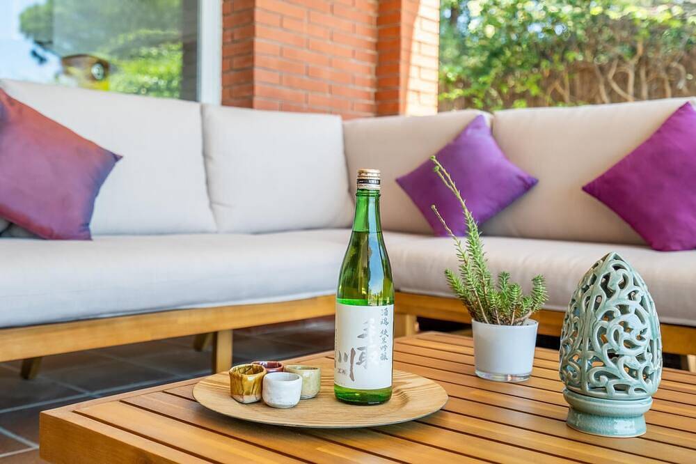 Casa Zen Pool and Views in Urbanizacion Montcabrer, Cabrils
