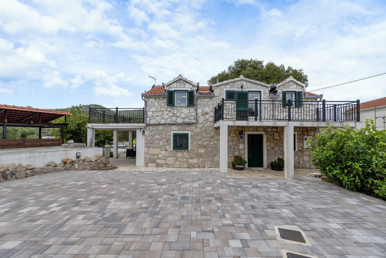 Villa Emanuel in Ljubitovica  - Haus für 4-6 Personen in Seget, Split-Dalmatia