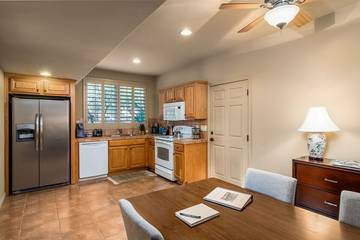 Vacation Apartment for 2 Guests in Scottsdale, Arizona, Picture 1