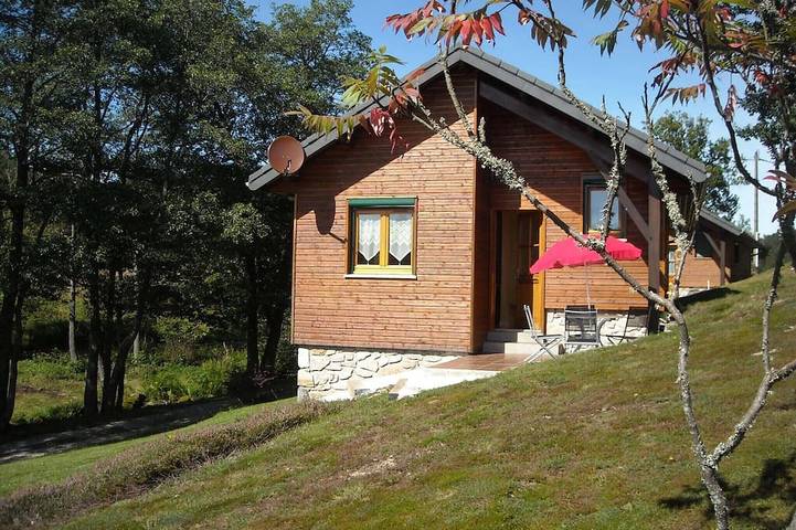 Gîte pour 4 personnes, avec Jardin à Saint-Genès-Champespe