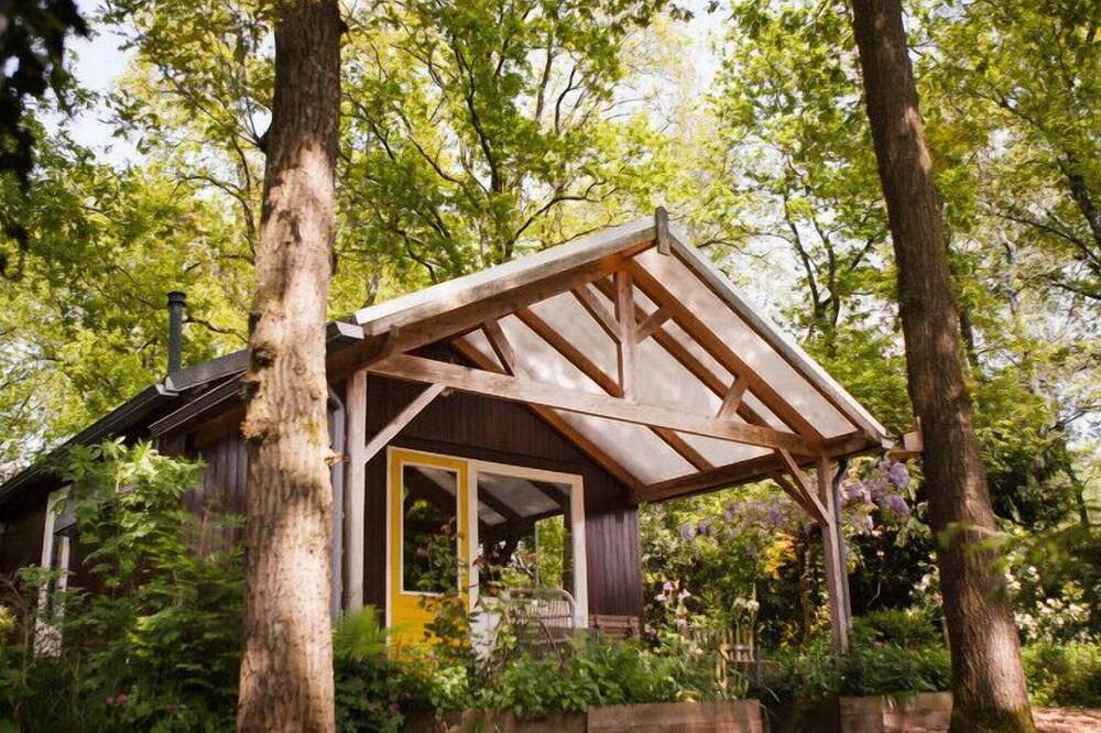· Cozy forest cottage under the oak trees in Ermelo, Veluwe
