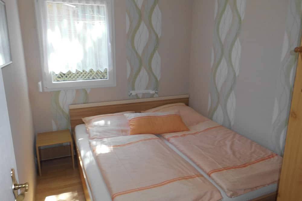 Gemütlicher Ferienbungalow Fleesensee mit überdachter Terrasse nahe dem See in Malchow, Fleesensee