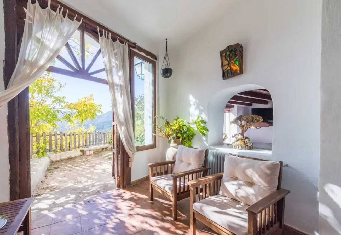 Ganze Wohnung, Geräumige Wohnung mit Pool in Yeste - 120 m² - 10 Personen in Yeste, Calares del Mundo y de la Sima