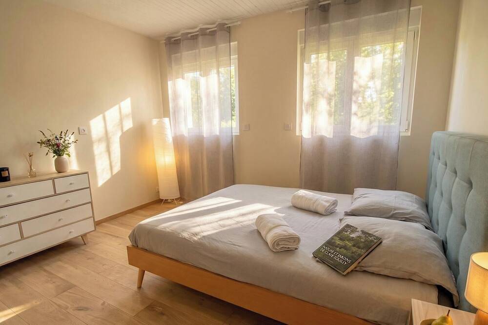 Villa Edouard - 180m2 en pleine nature - 20min Disney - 7min Aéroport in Claye-Souilly, Seine-et-Marne