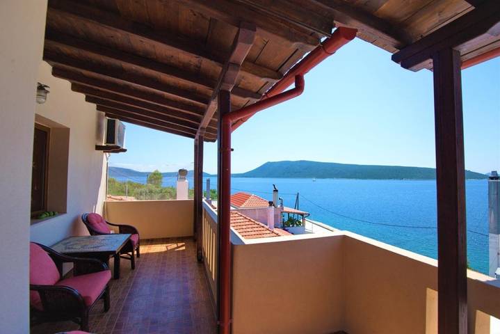 Appart’hôtel pour 2 personnes, avec Balcon ainsi que Terrasse et Jardin