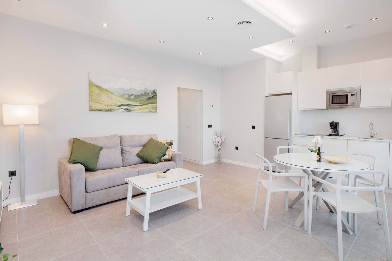 Apartamento entero, Apartamento '1 Dorm Lira' con piscina compartida, Wi-Fi y aire acondicionado in Torre del Mar, Costa del Sol