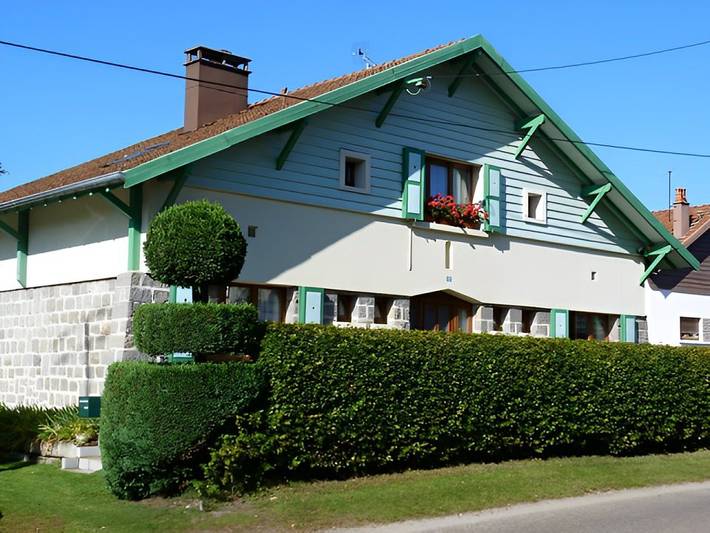 Gîte pour 6 personnes, avec jardin et terrasse