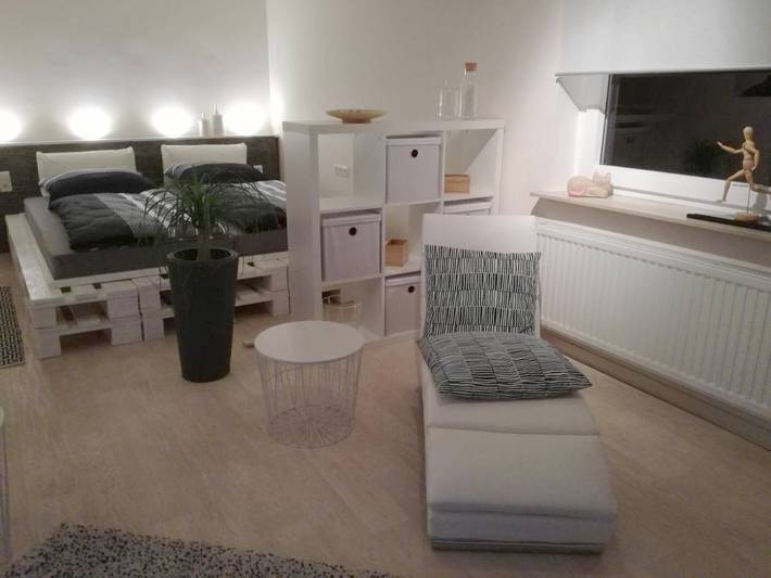 Gîte pour 3 personnes, avec vue et jardin, adapté aux familles à Korbach - 4