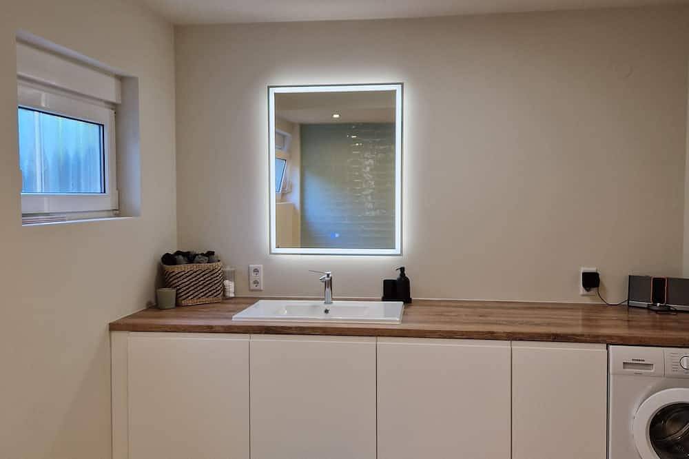 Ganze Wohnung, Charmante Wohnung, mit Sauna und Garten, Toplage! in Weinheim, Kurpfalz