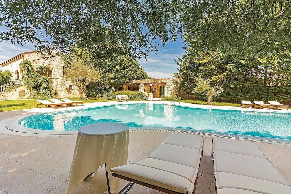 Casa vacanza a Bale a partire da 227€ a notte