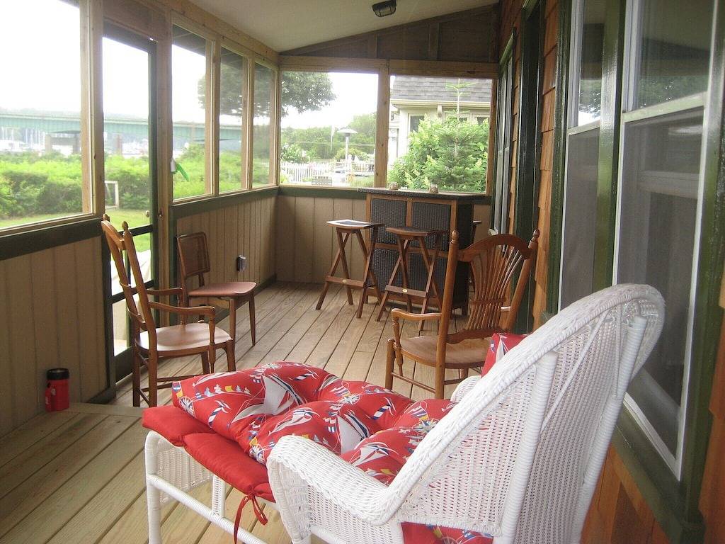 Labor Day zur Verfügung - Relax Swim eine Bootsfahrt Essen Sie zu viel Golf viel Spaß in Newport County