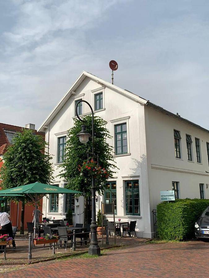 Ferienwohnung für 4 Personen, mit Sauna und Ausblick in Jever - 3
