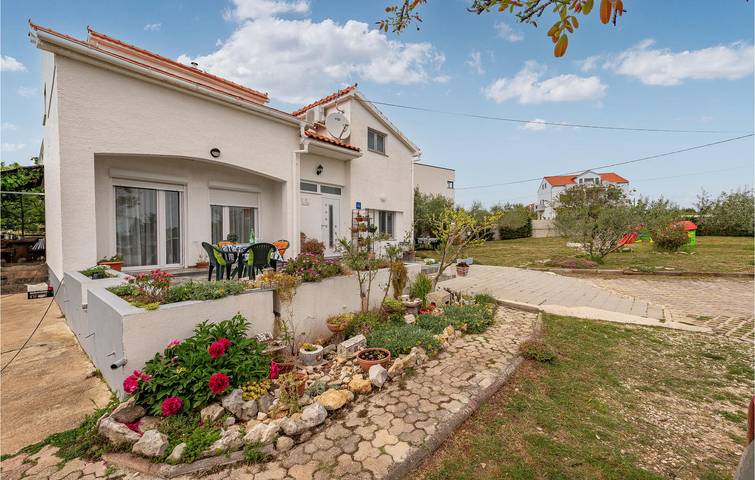 Ferienwohnung für 2 Personen, mit Garten in Vrsi - 2