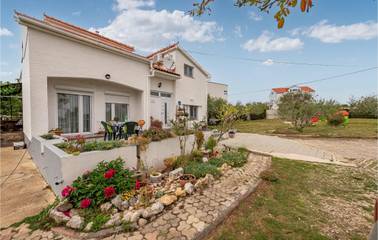 Holiday Apartment for 2 People in Vrsi, Zadar, Photo 1