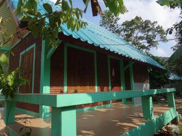Maison d’hôte pour 2 personnes, avec terrasse et jardin ainsi que vue et piscine dans Koh Tao