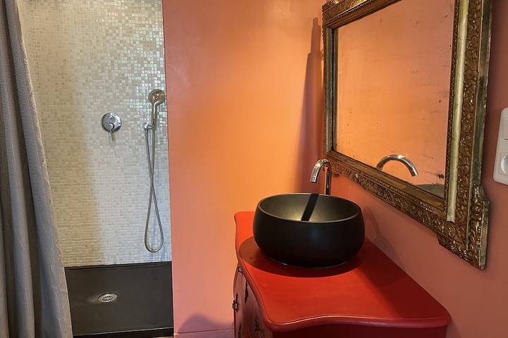 Location de vacances pour 35 personnes, avec jacuzzi ainsi que jardin et terrasse à Labastide-d'Anjou - 3