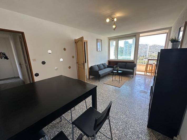 Location de vacances pour 8 personnes, avec Balcon dans Calanques