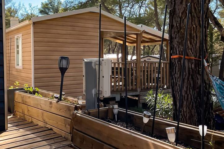 Homerez - Bungalow à Nans-les-Pins in Nans-les-Pins, Région de Brignoles