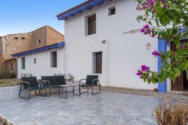 Zimmer „Lemon“ mit Gemeinschaftspool, WLAN und Klimaanlage in Lorca, Murcia Binnenland