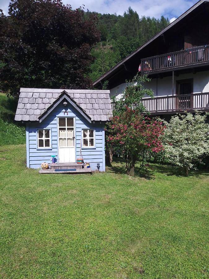 Ferienwohnung für 4 Personen, mit Ausblick und Garten