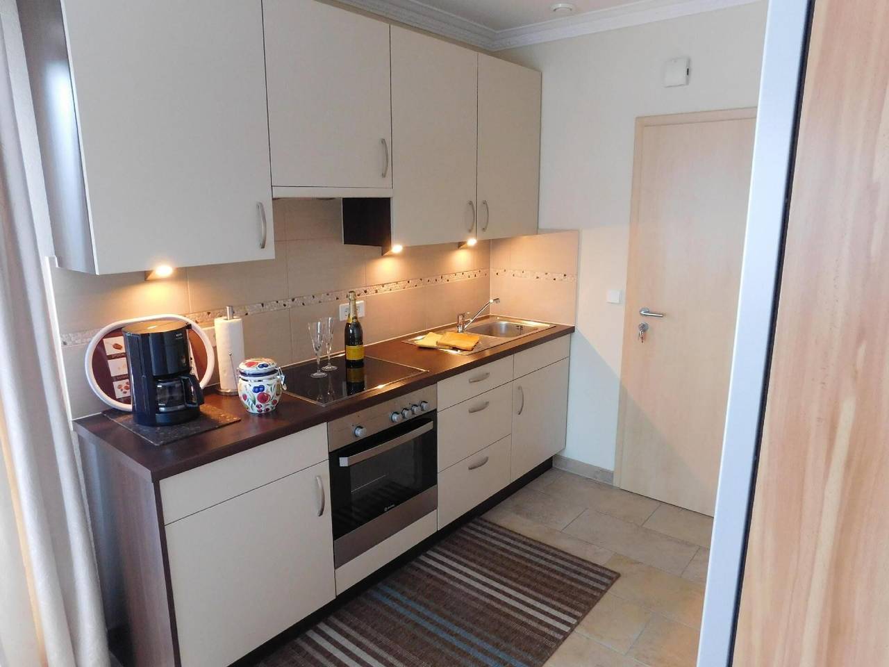 Appartement 'Am Rosengarten' met wifi en airconditioning, foto 13