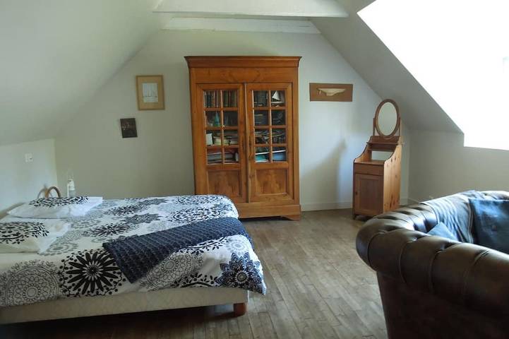 Location de vacances pour 8 personnes, avec terrasse et jardin à Plomelin - 3