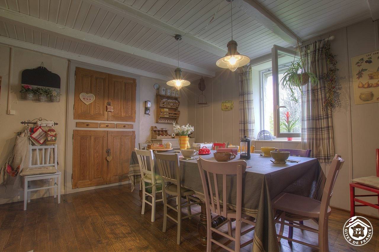 Grange de Lavallaz in Haut-Valromey, Nantua