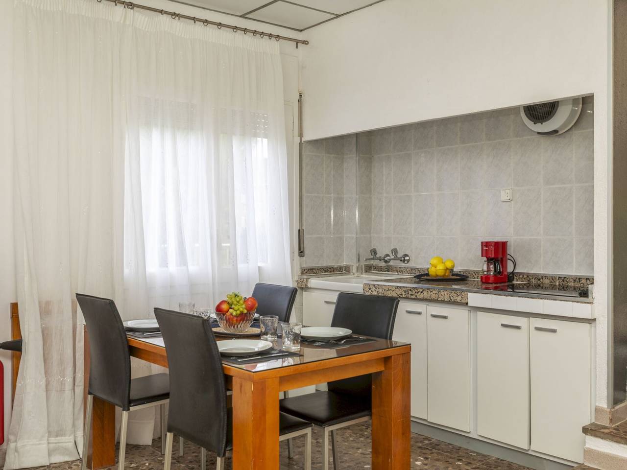 Apartamento entero, Rosa Maria in Platja Grifeu, Alt Empordà