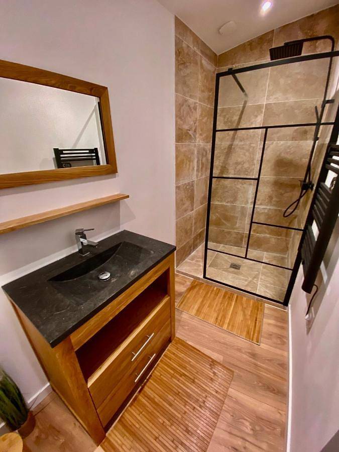 Location de vacances pour 2 personnes, avec sauna et jacuzzi à Liausson - 4