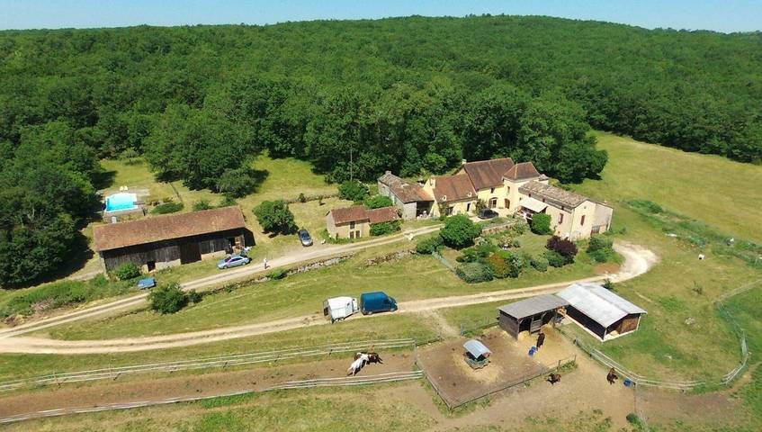 Gîte pour 2 personnes, avec piscine et jardin en Dordogne - 2
