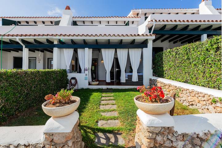 Location de vacances pour 5 personnes, avec bassin pour enfant et jardin à Arenal d'en Castell - 2