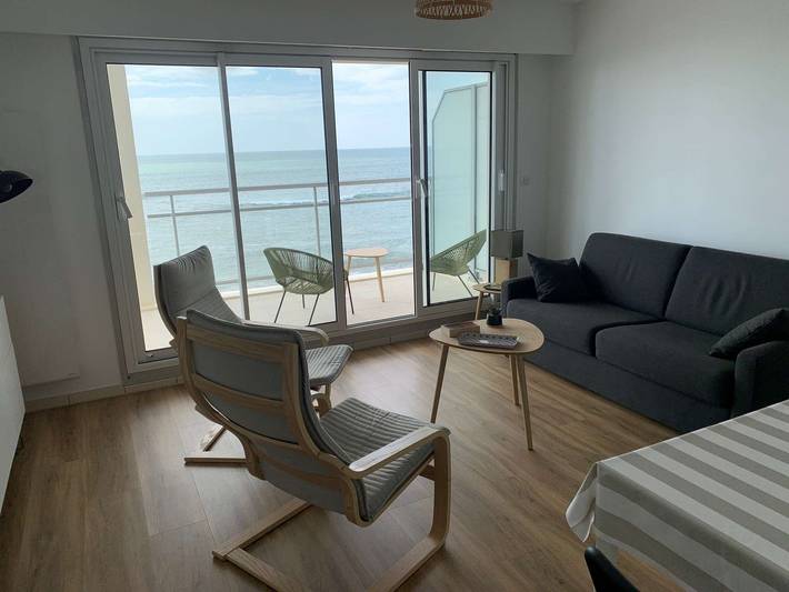 Location de vacances pour 4 personnes, avec balcon dans Sion-sur-l'Océan